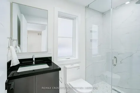 642 Annland Street Pickering ON L1W 1B1