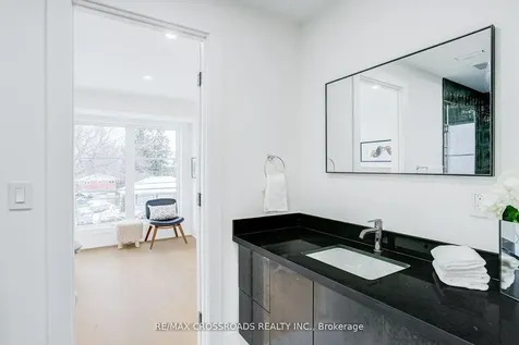 642 Annland Street Pickering ON L1W 1B1