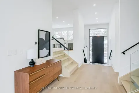 642 Annland Street Pickering ON L1W 1B1