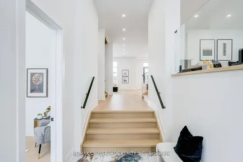 642 Annland Street Pickering ON L1W 1B1