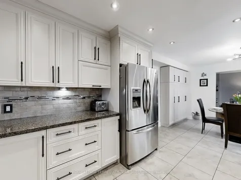 1549 Saugeen Drive Pickering ON L1V 5P9