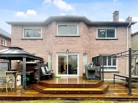 1549 Saugeen Drive Pickering ON L1V 5P9
