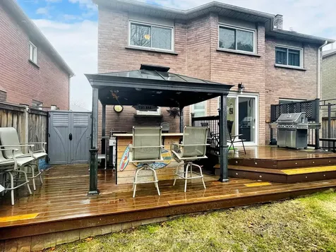 1549 Saugeen Drive Pickering ON L1V 5P9