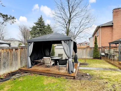 1549 Saugeen Drive Pickering ON L1V 5P9