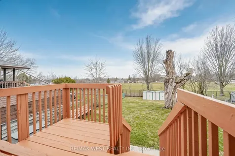 361 Dwight Avenue Oshawa ON L1J 1K8