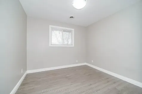361 Dwight Avenue Oshawa ON L1J 1K8