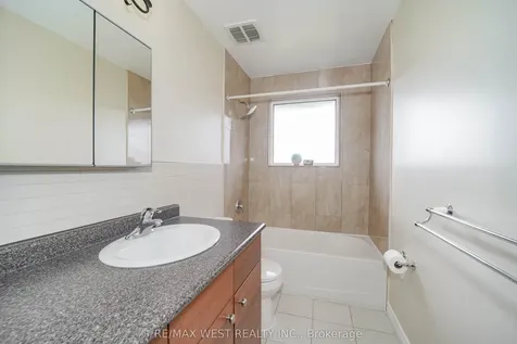 361 Dwight Avenue Oshawa ON L1J 1K8