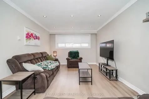 361 Dwight Avenue Oshawa ON L1J 1K8