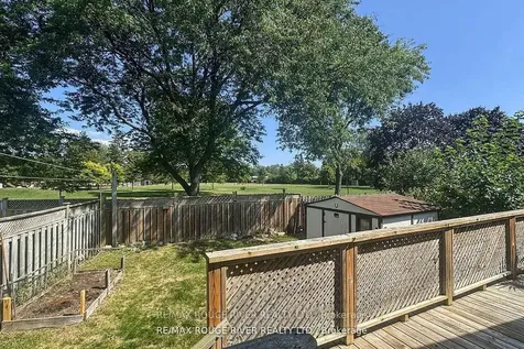 18 Darlingside Drive Toronto ON M1E 3N8