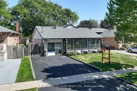 18 Darlingside Drive Toronto ON M1E 3N8