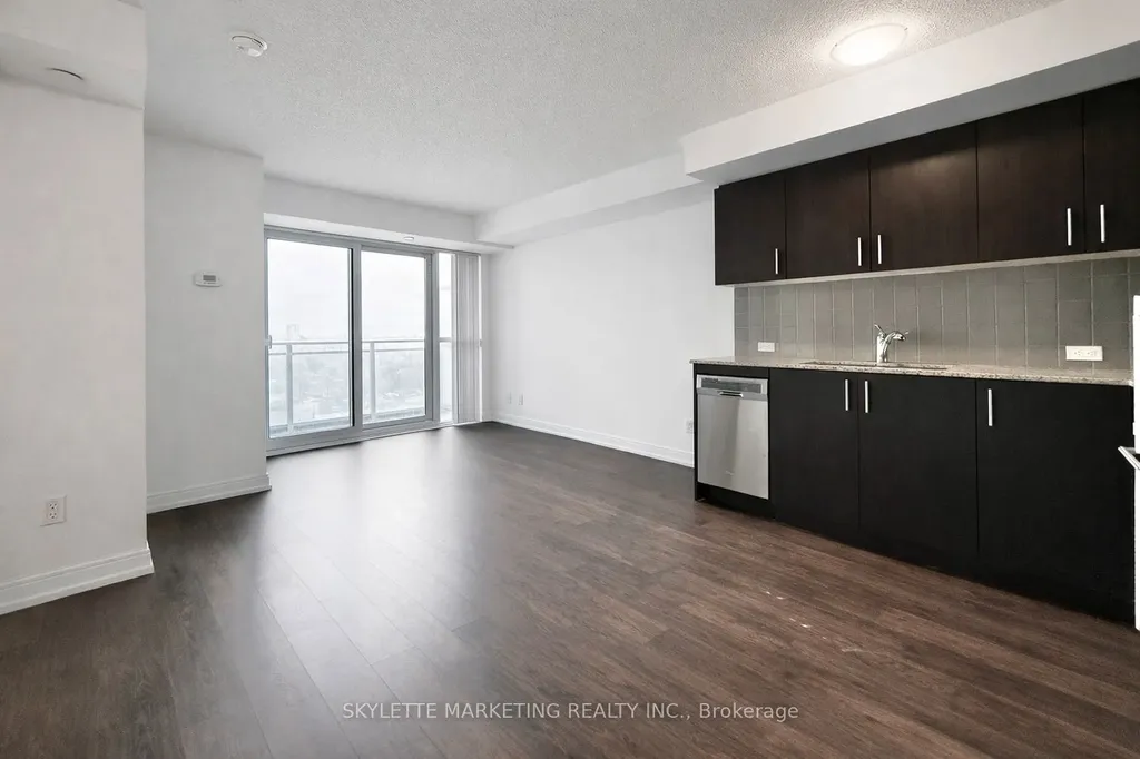 255 Village Green Square Toronto ON M1S 0L7