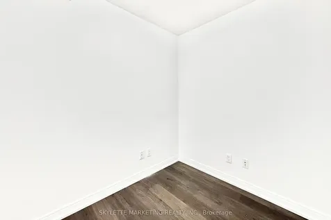 255 Village Green Square Toronto ON M1S 0L7