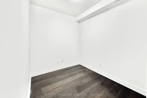 255 Village Green Square Toronto ON M1S 0L7