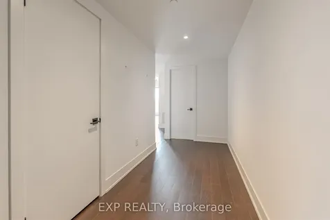 1888 Queen Street E Toronto ON M4L 1H3