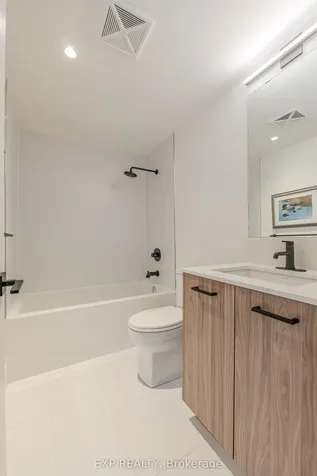 1888 Queen Street E Toronto ON M4L 1H3