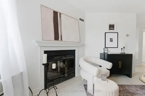 195 Lake Driveway N/a W Ajax ON L1S 7H7