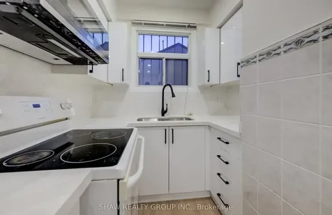 275 Broadview Avenue Toronto ON M4M 3H5