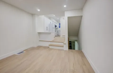 275 Broadview Avenue Toronto ON M4M 3H5