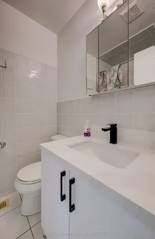 275 Broadview Avenue Toronto ON M4M 3H5