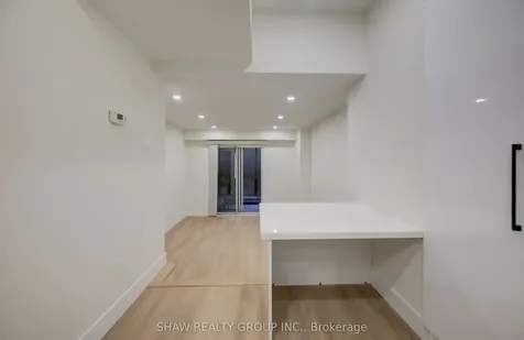 275 Broadview Avenue Toronto ON M4M 3H5