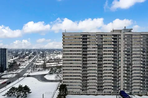 20 Meadowglen Place Toronto ON M1G 0A9
