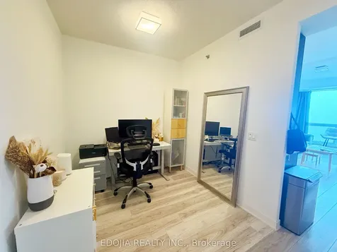195 Bonis Avenue Toronto ON M1T 3W6