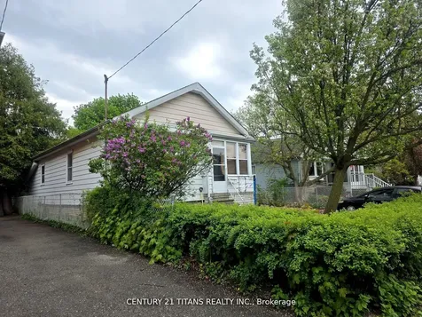 119 Heale Avenue Toronto ON M1N 3Y2