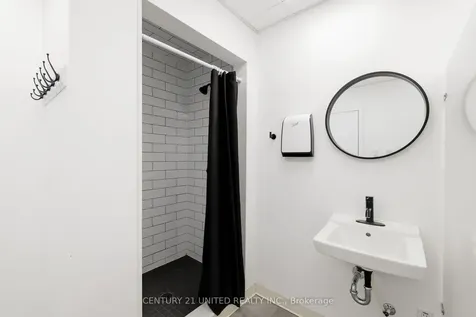 1472 Thornton Road N Oshawa ON L1L 0P3
