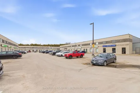 1472 Thornton Road N Oshawa ON L1L 0P3
