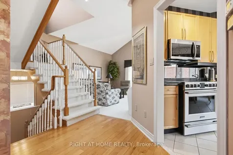 303 Waterbury Crescent Scugog ON L9L 1S5