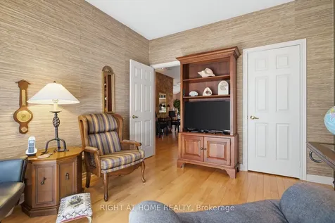 303 Waterbury Crescent Scugog ON L9L 1S5