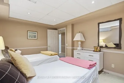 303 Waterbury Crescent Scugog ON L9L 1S5