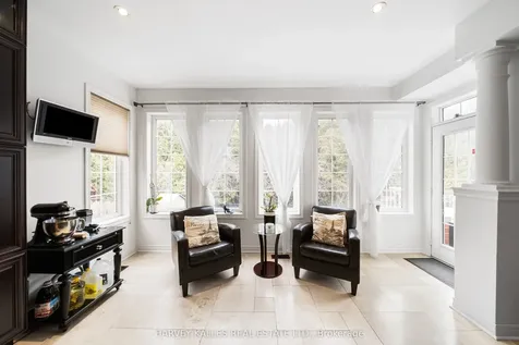 86 Rockland Crescent Whitby ON L1M 0A9