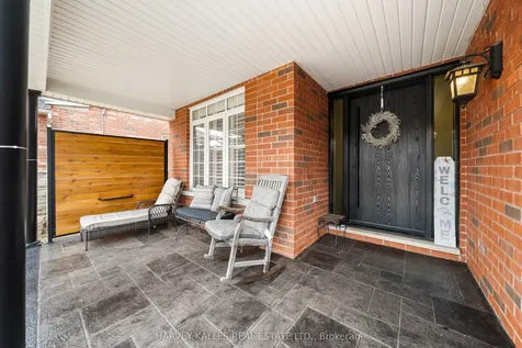 86 Rockland Crescent Whitby ON L1M 0A9