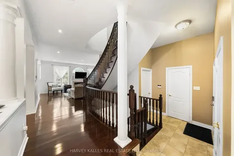 86 Rockland Crescent Whitby ON L1M 0A9