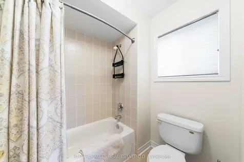 86 Rockland Crescent Whitby ON L1M 0A9