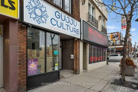 24 Simcoe Street N Oshawa ON L1H 8C1
