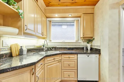 2 Somerdale Square Toronto ON M1E 1M8