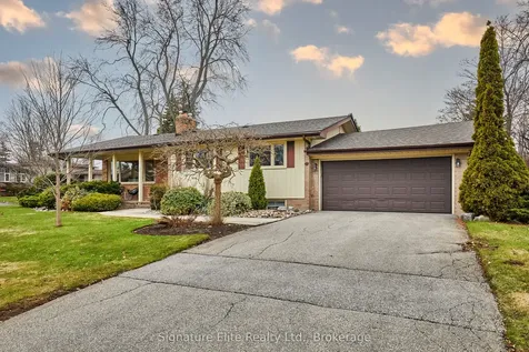 2 Somerdale Square Toronto ON M1E 1M8