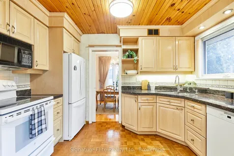 2 Somerdale Square Toronto ON M1E 1M8