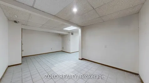 67 Wayside Avenue Toronto ON M1V 1N2