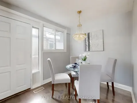 118 Kirker Avenue Toronto ON M1G 1N1