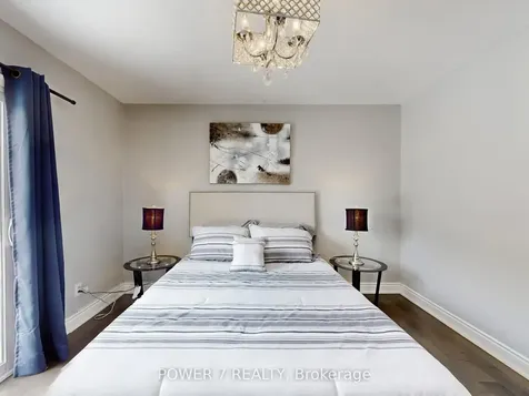118 Kirker Avenue Toronto ON M1G 1N1