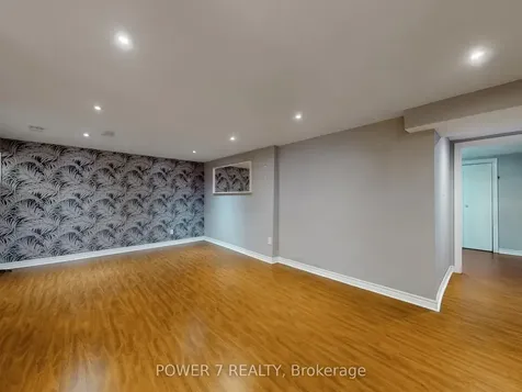 118 Kirker Avenue Toronto ON M1G 1N1
