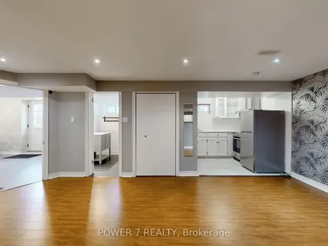 118 Kirker Avenue Toronto ON M1G 1N1