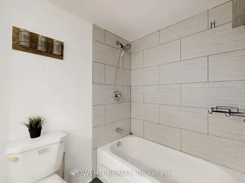 118 Kirker Avenue Toronto ON M1G 1N1