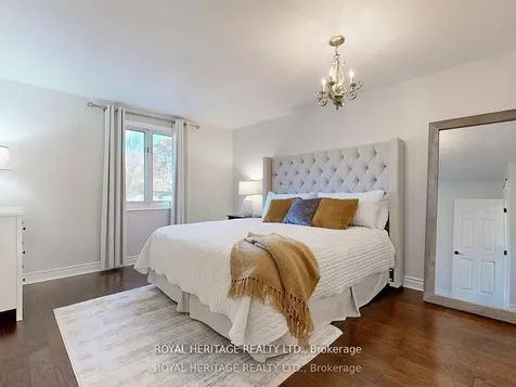 47 Cherryhill Avenue Toronto ON M1C 1W9