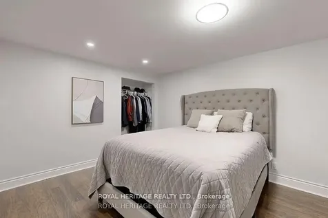47 Cherryhill Avenue Toronto ON M1C 1W9