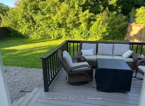 47 Cherryhill Avenue Toronto ON M1C 1W9