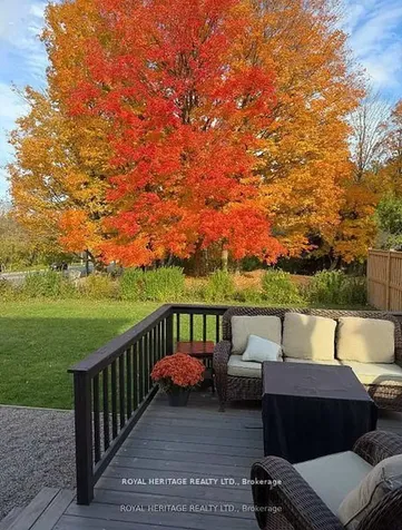 47 Cherryhill Avenue Toronto ON M1C 1W9